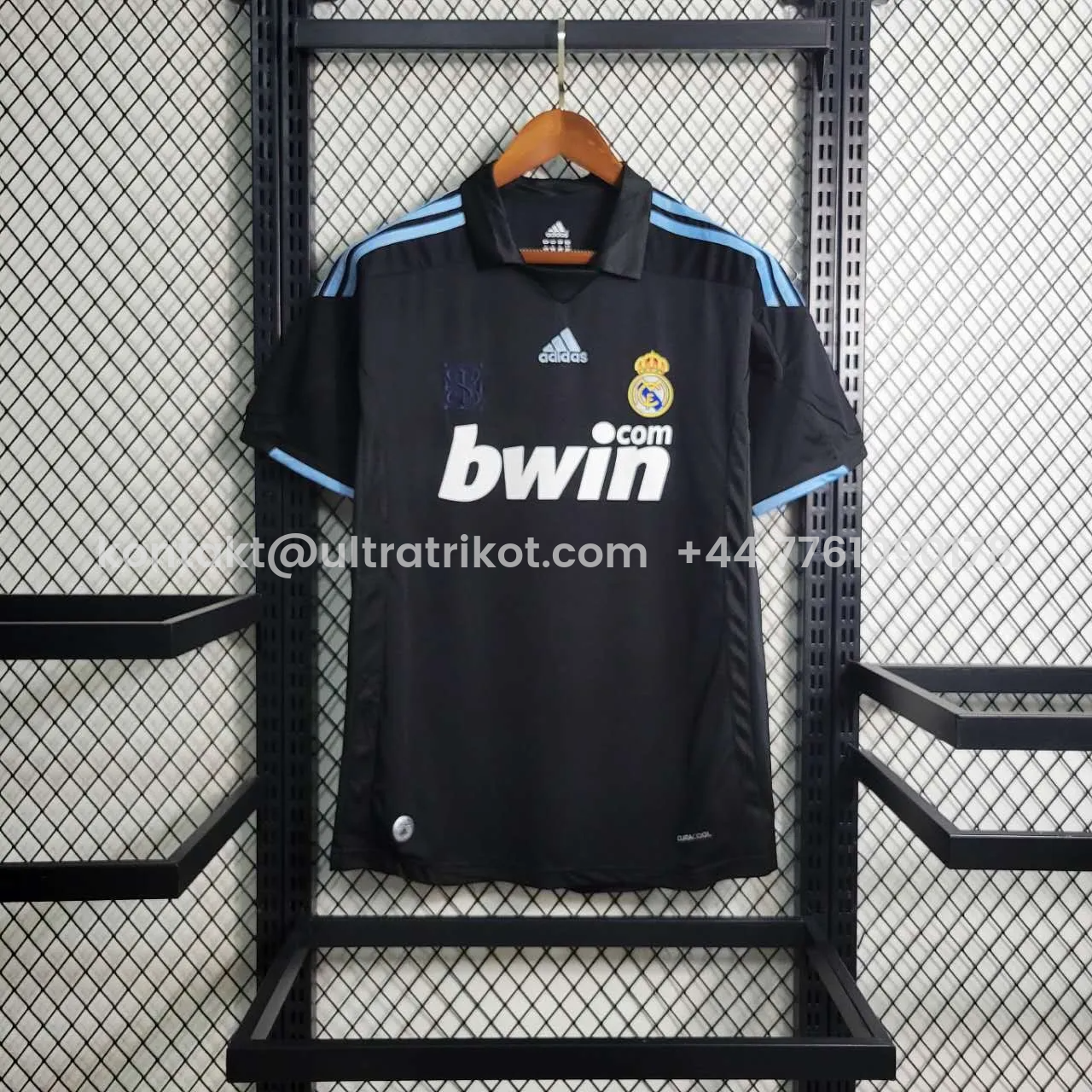 UltraTrikot-Retro Real Madrid 09-10 Away Stadium Jersey