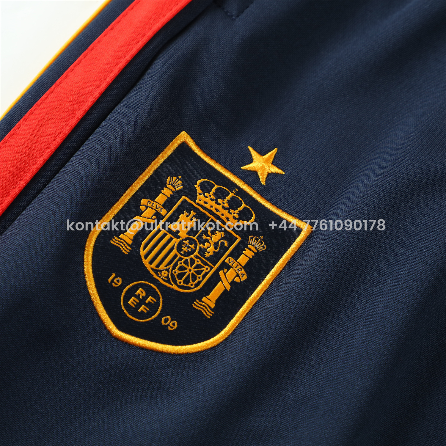 UltraTrikot-Spain 2026 Kids Long Sleeve Training Set - Light Blue Top & Pants