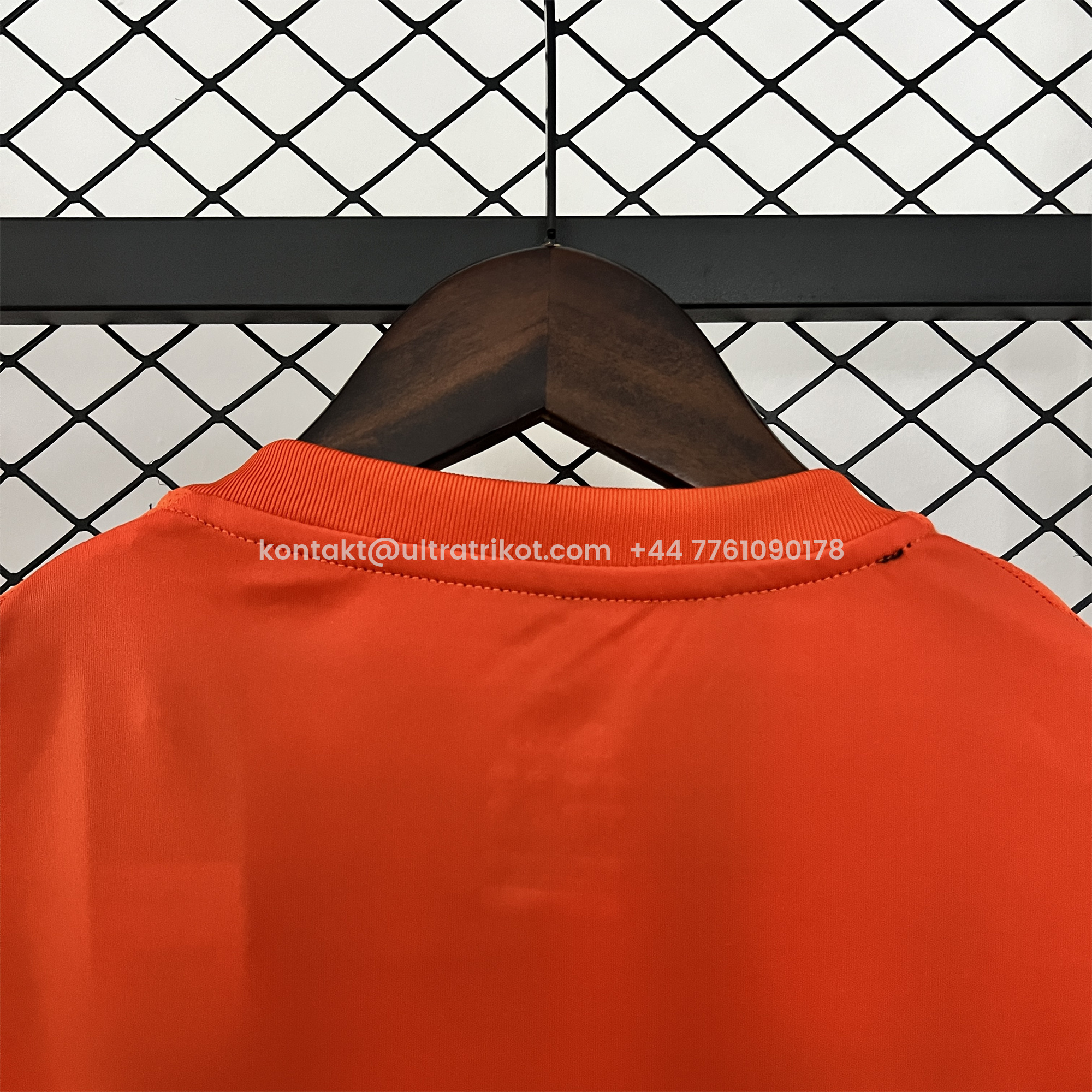 UltraTrikot-Retro Marseille 2011-12 Third Jersey