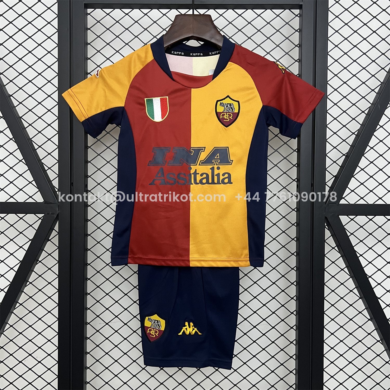 UltraTrikot-Retro Roma 2001-02 Home Kids Kit