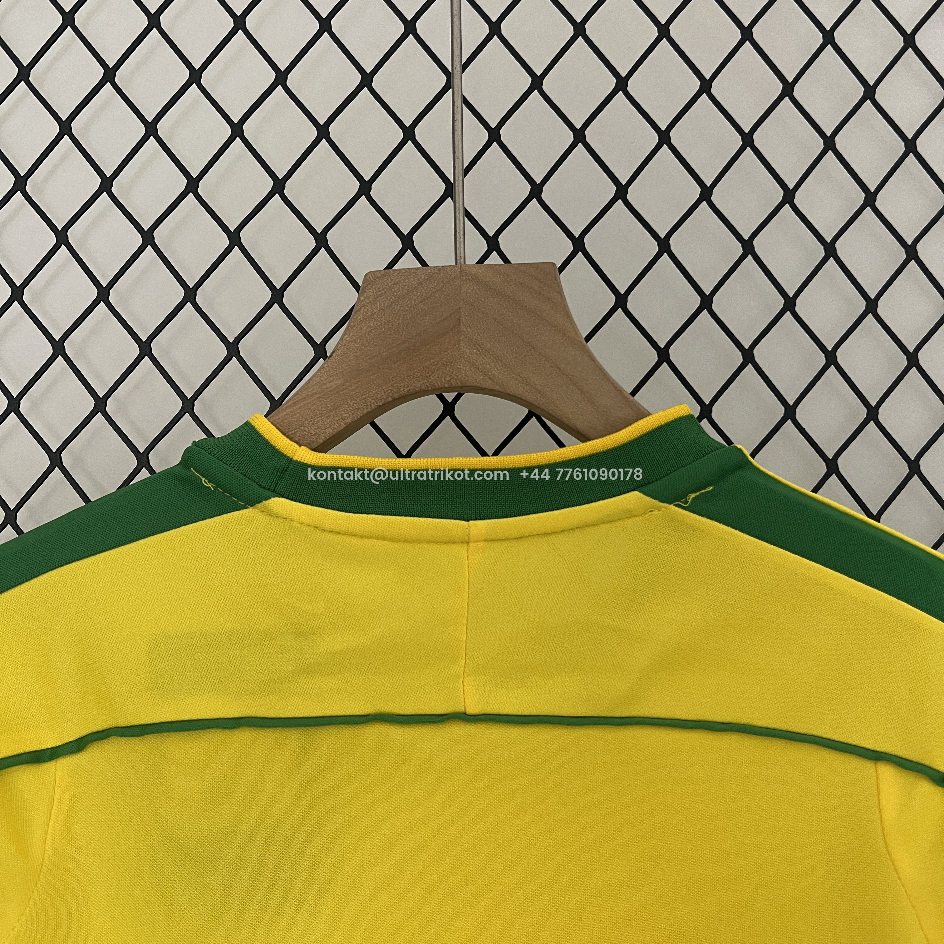 UltraTrikot-Retro Brazil 1998 Home Stadium Kids Kit