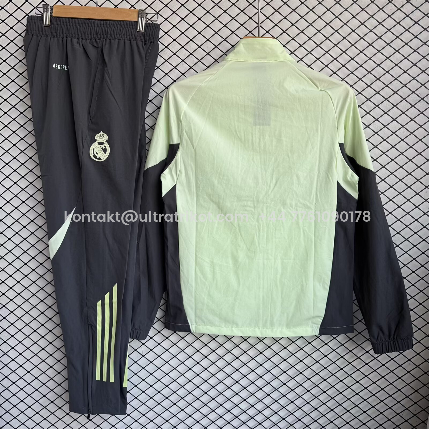 UltraTrikot-Real Madrid 25-26 Windbreaker Training Set - Green Top and Black Pants