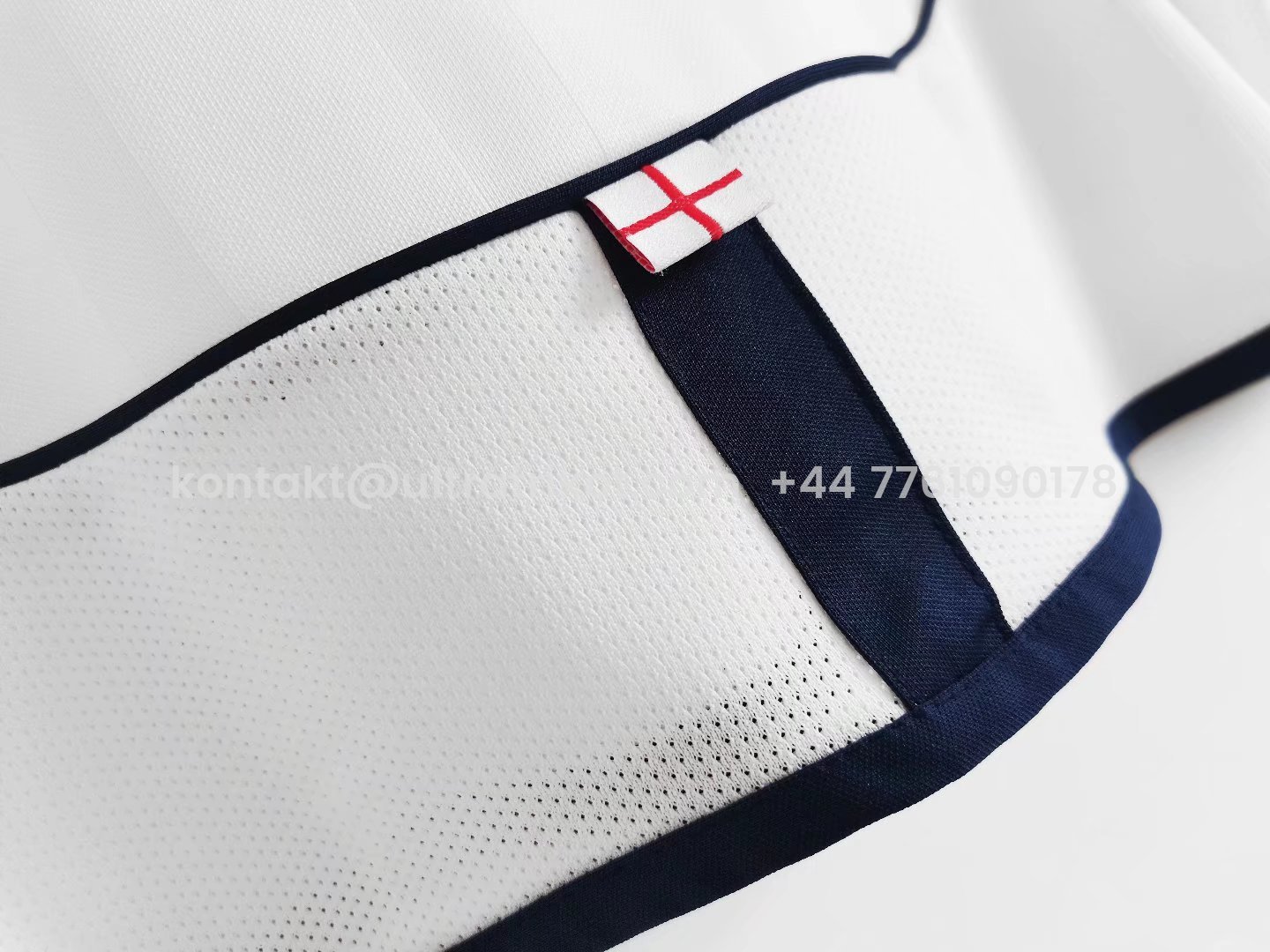 UltraTrikot-Retro England 2002 Home Stadium Jersey