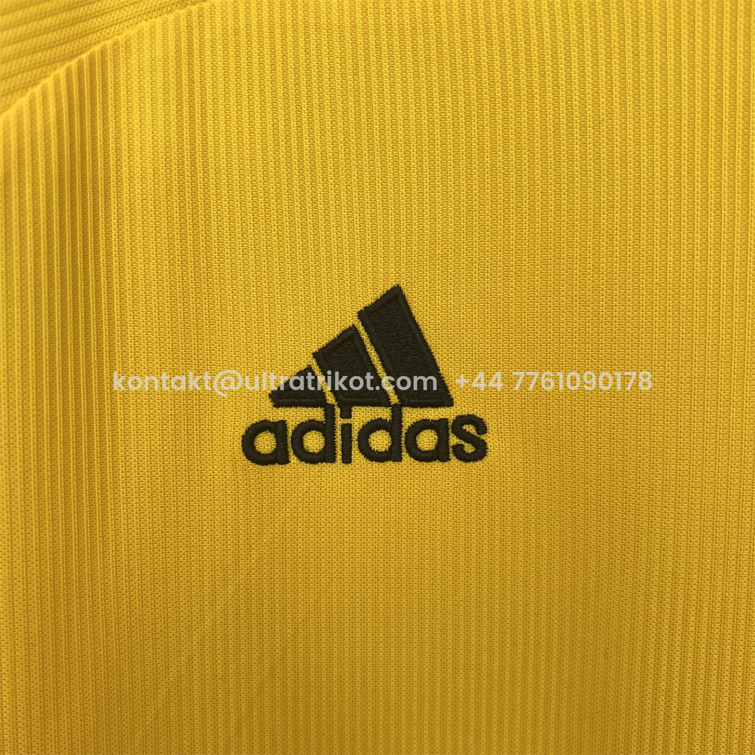 UltraTrikot-Retro AC Milan 1999-00 Fourth Jersey