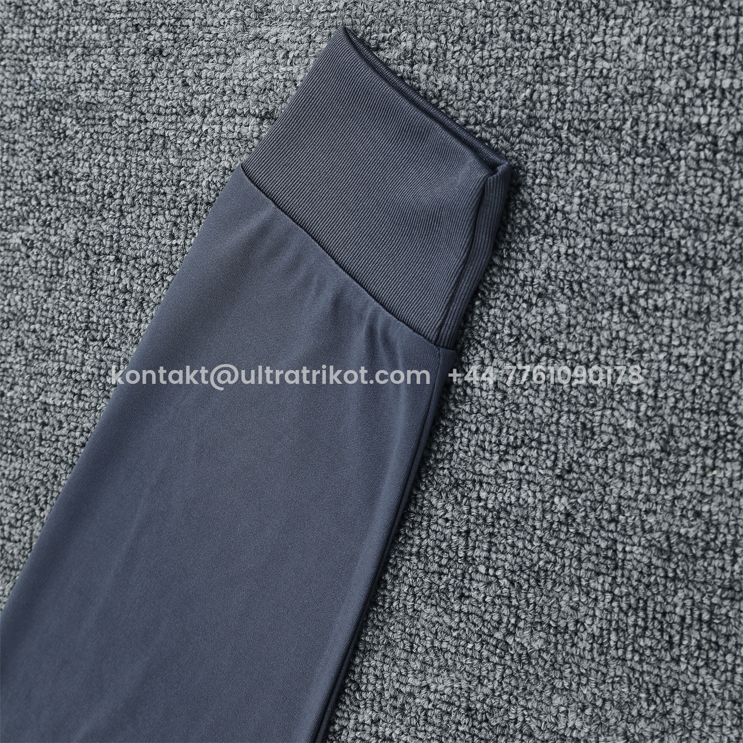 UltraTrikot-Real Madrid 25-26 Long-Sleeve Training Set - Deep Gray Top & Gray Shorts