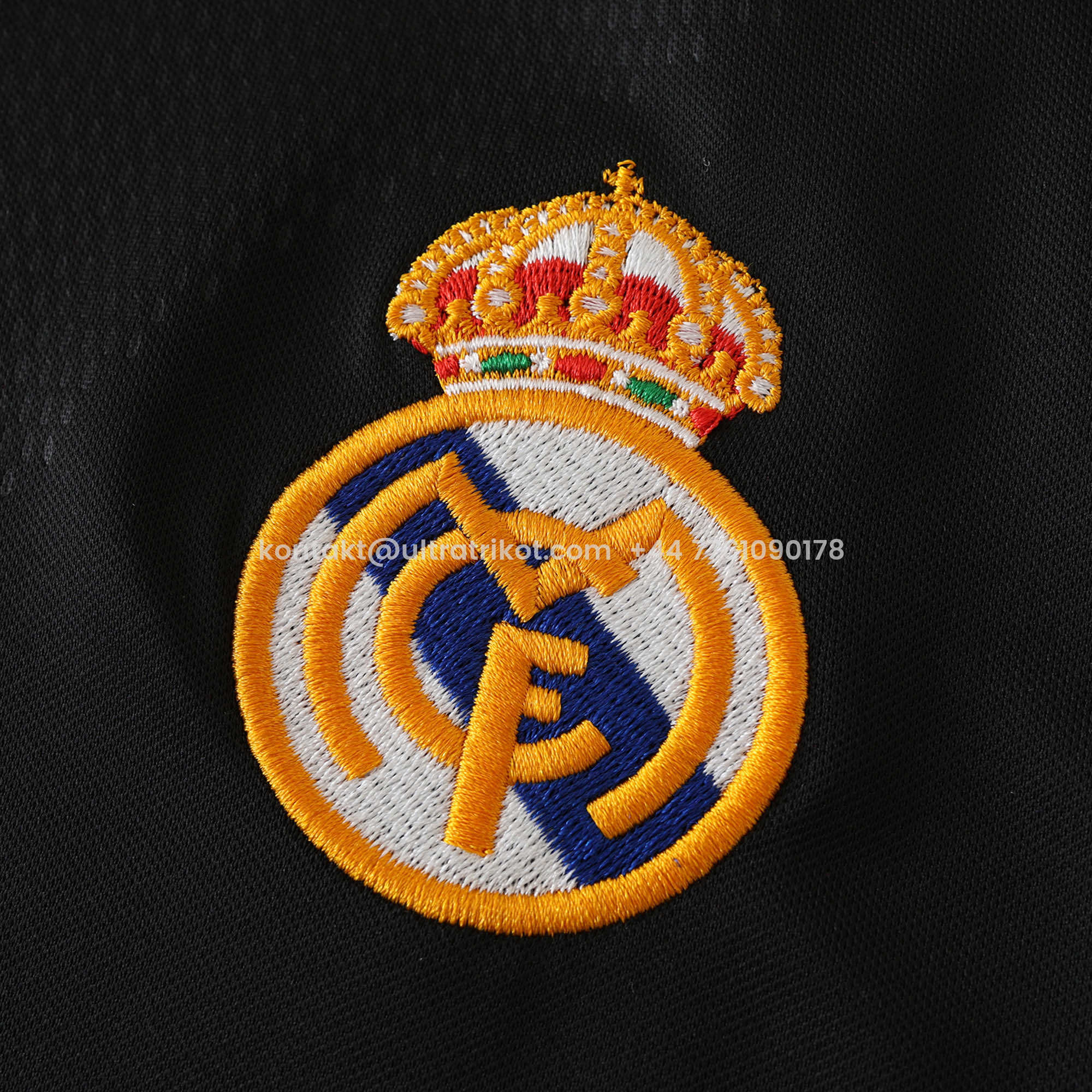 UltraTrikot-Retro Real Madrid 2001-02 Away Jersey