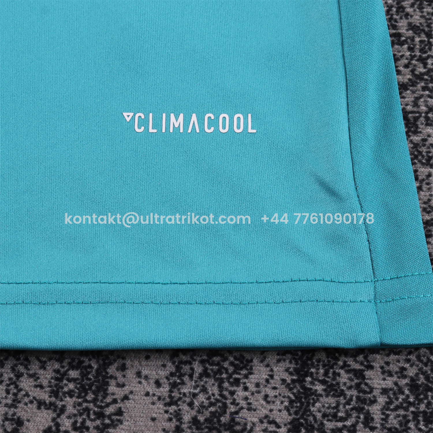 UltraTrikot-Retro Real Madrid 17-18 Third Long Sleeves Kids Kit