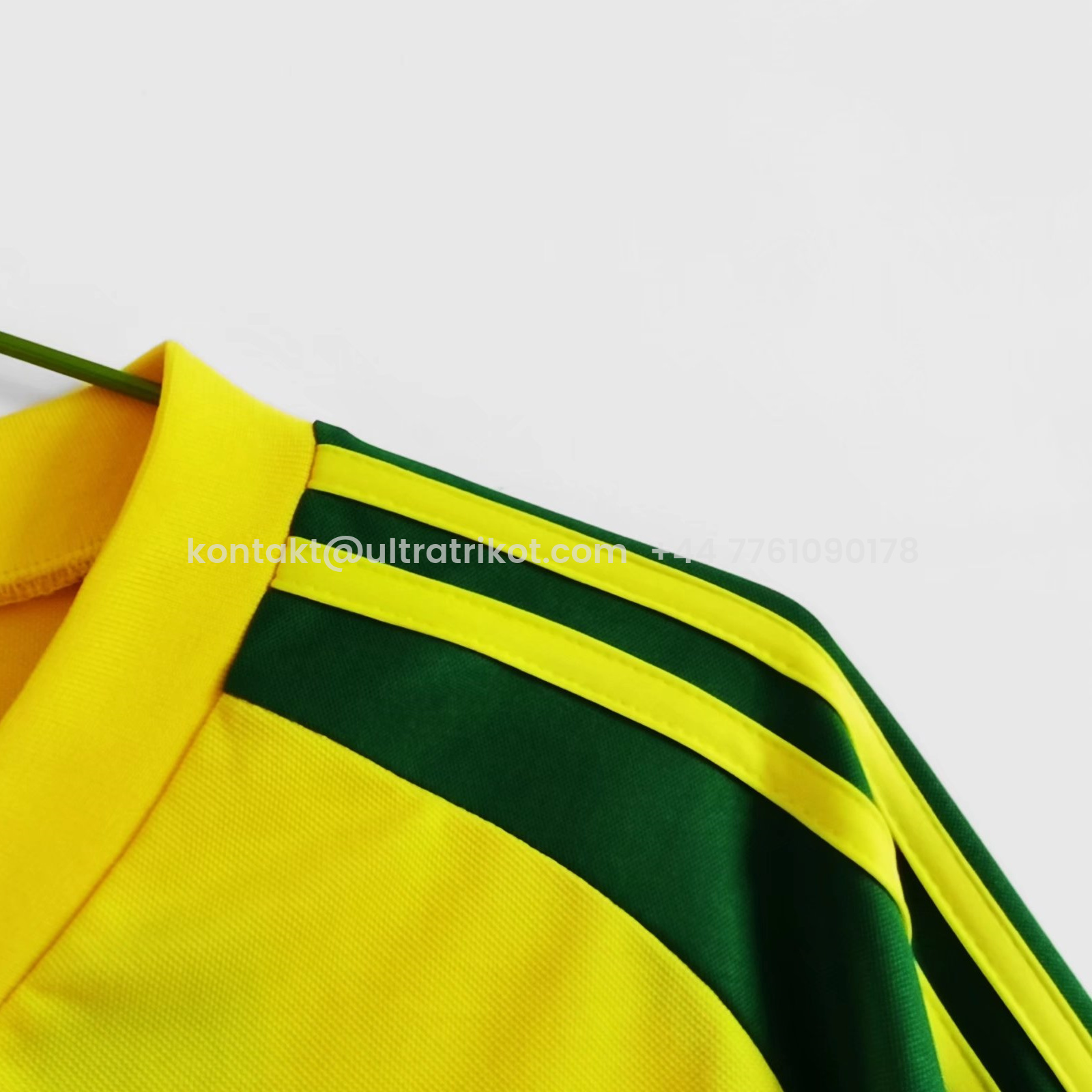 UltraTrikot-Retro Wales 1982 Away Stadium Jersey