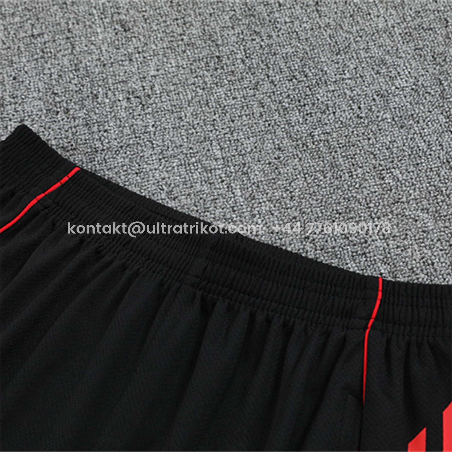 UltraTrikot-Liver.pool 25-26 Short-Sleeve Training Set Off White Top & Black Shorts
