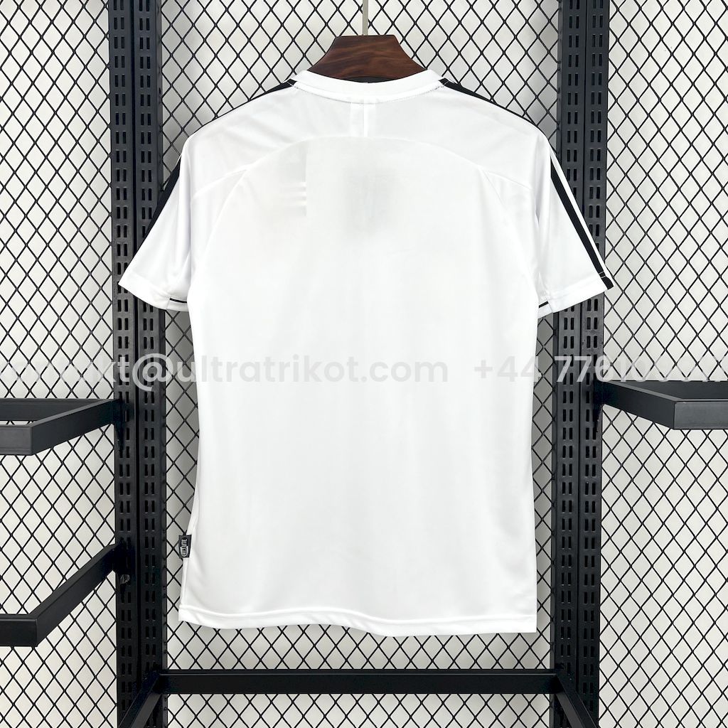 UltraTrikot-Retro Real Madrid 2003-04 Home Jersey