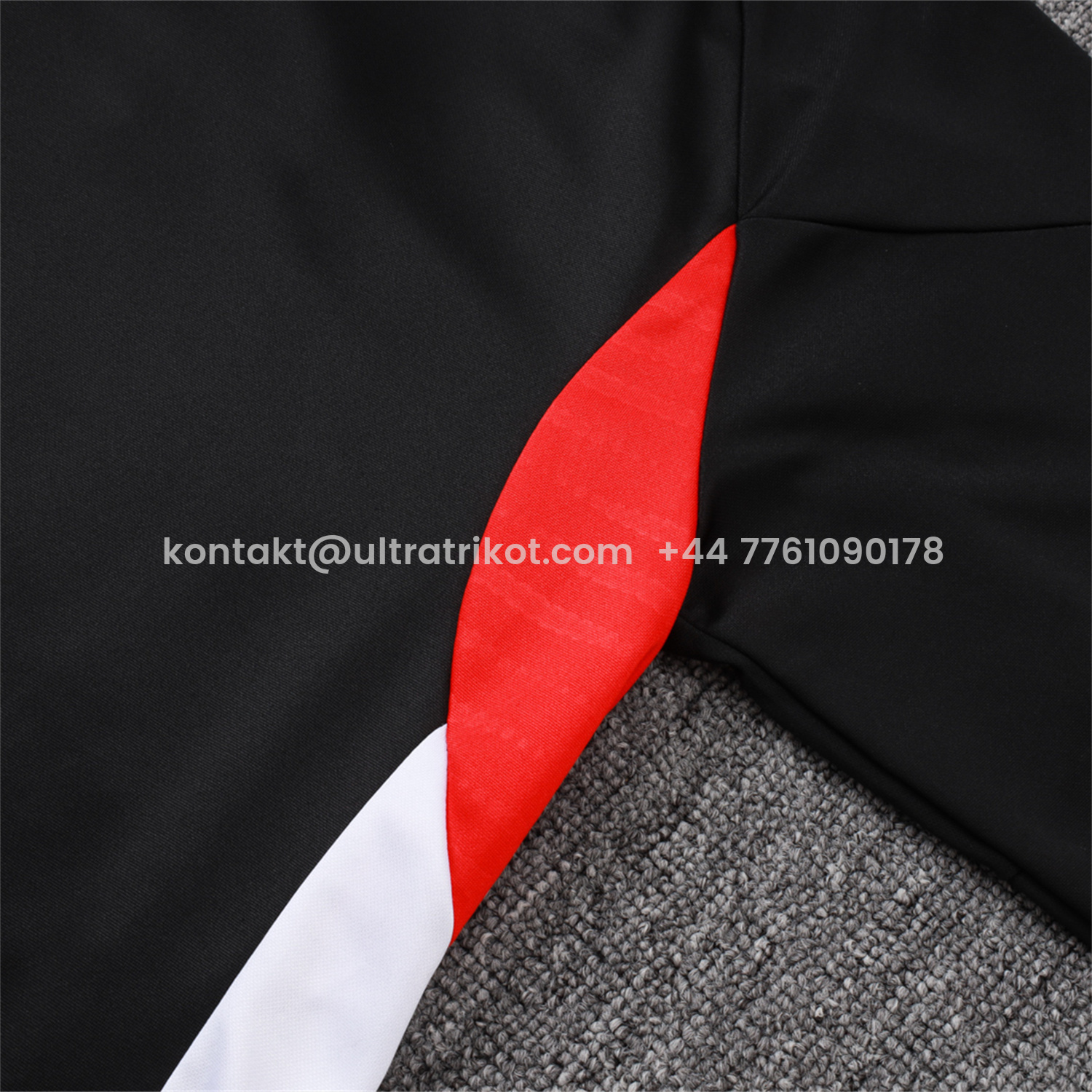UltraTrikot-Bayern Munich 25-26 Long Sleeves Training Set - Black Top & Pants with Orange Badge