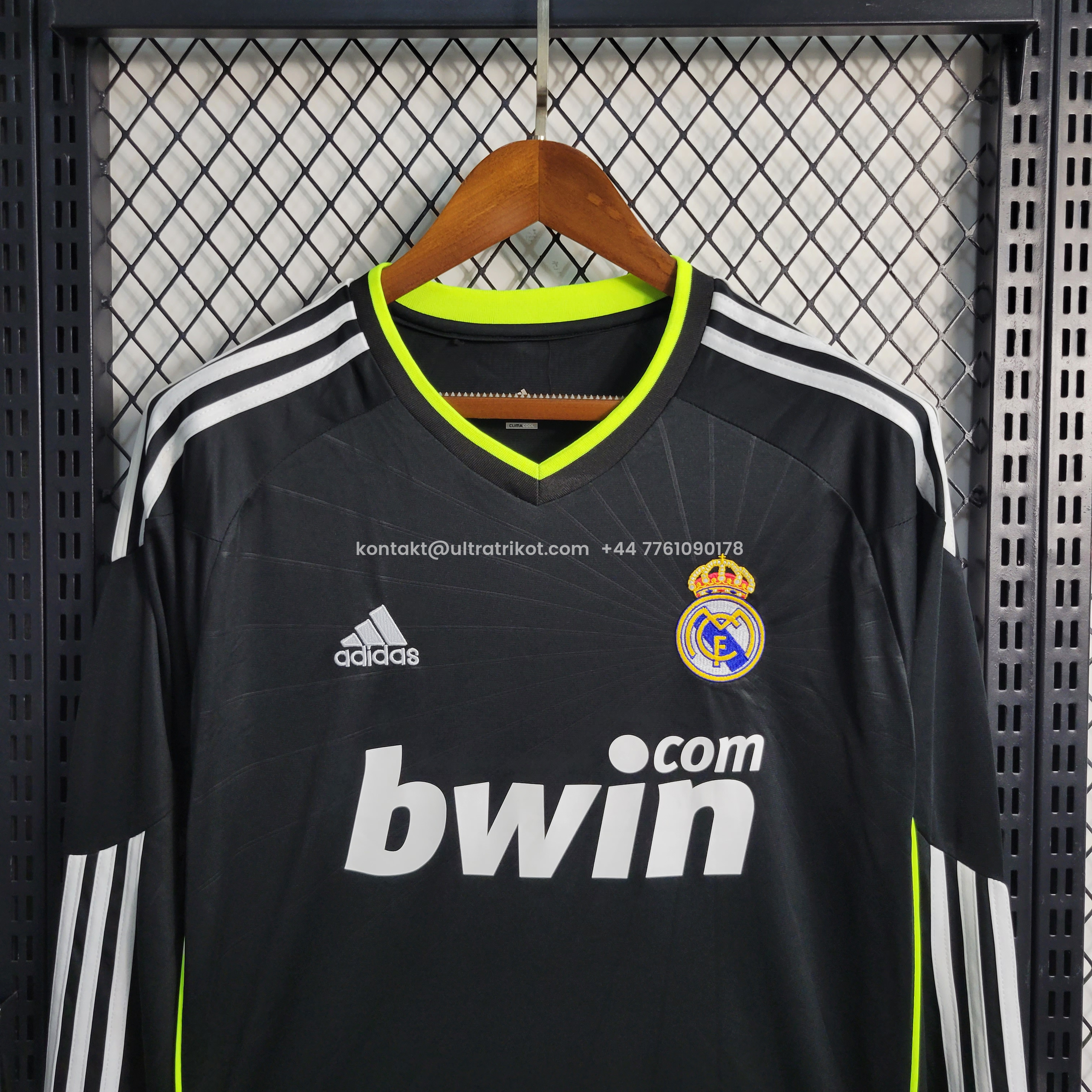 UltraTrikot-Retro Real Madrid 10-11 Away Stadium Long Sleeve Jersey