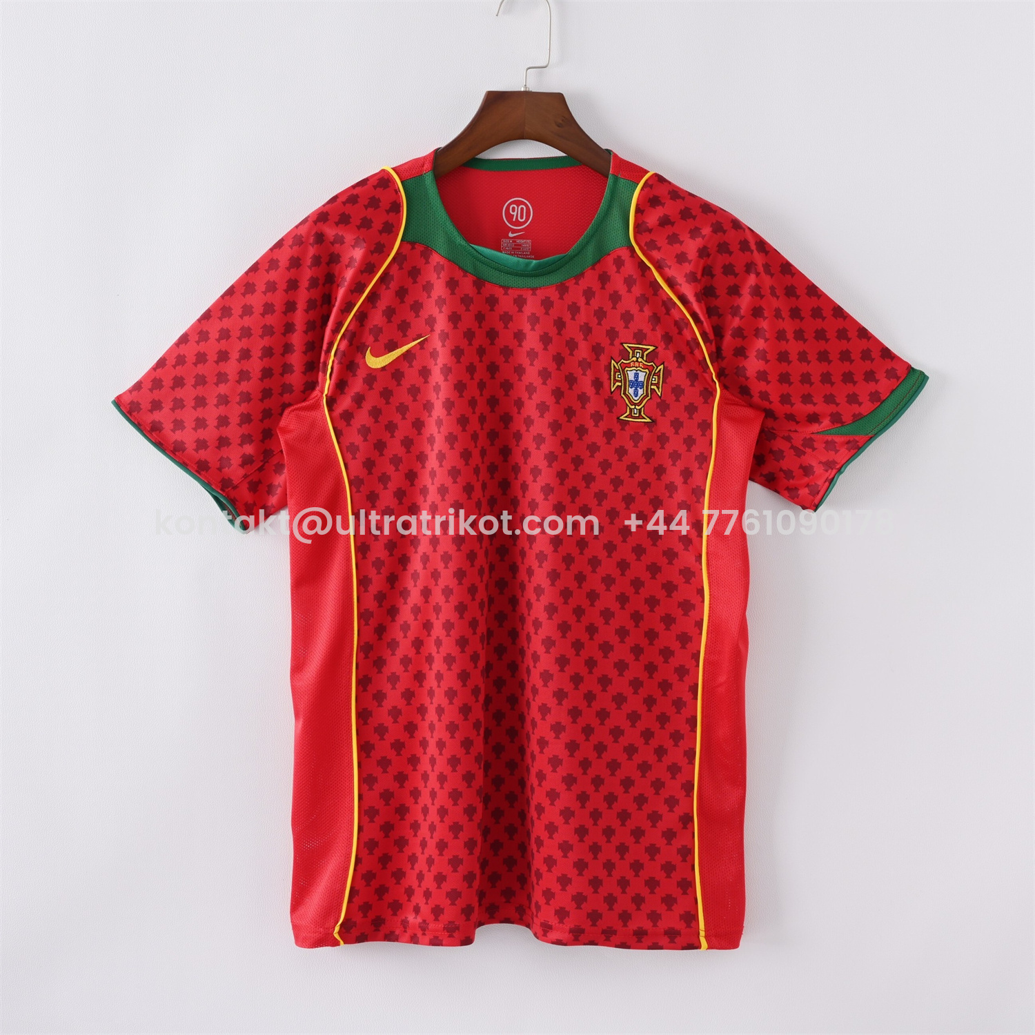 UltraTrikot-Retro Portugal 2004 Home Jersey