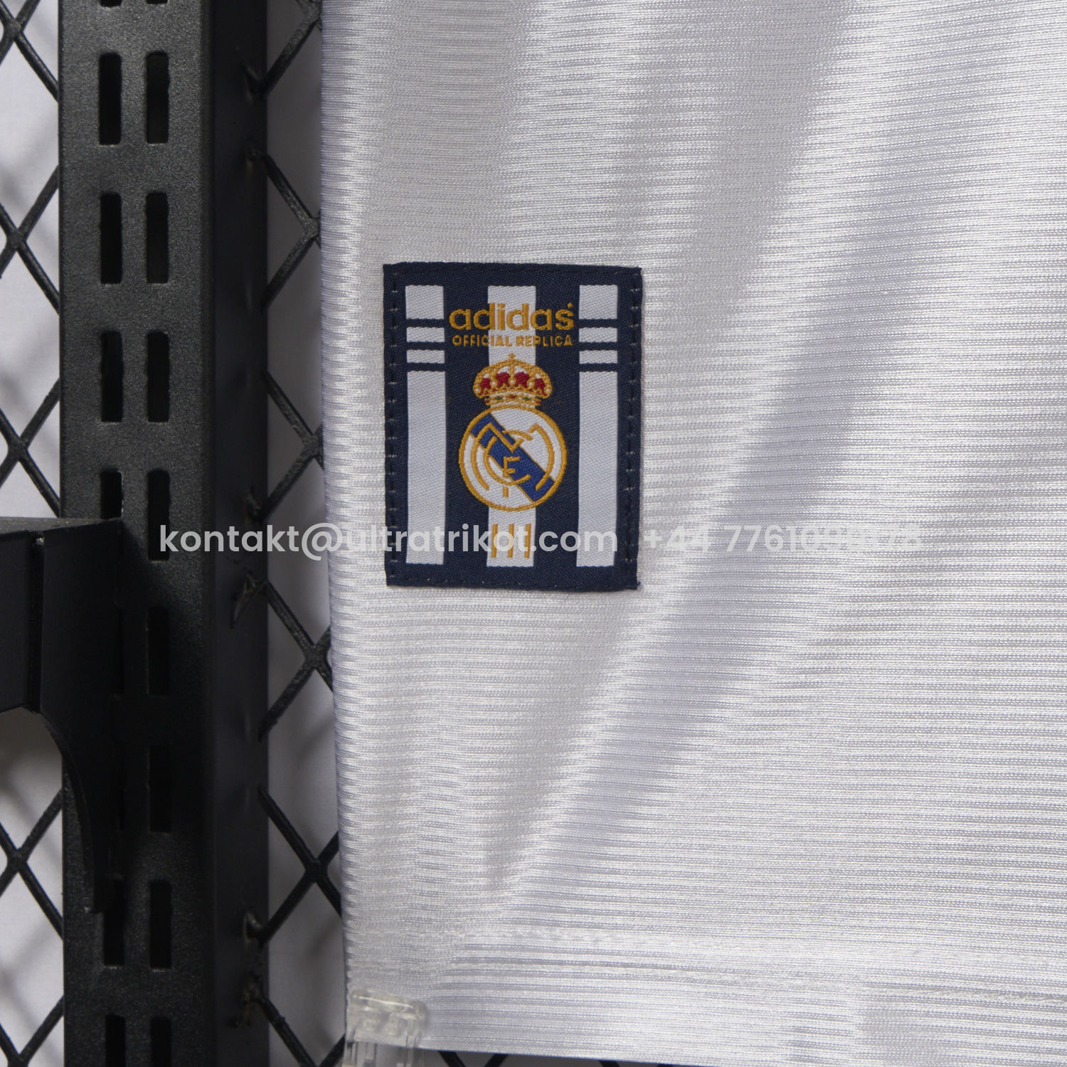 UltraTrikot-Retro Real Madrid 1998-00 Home Stadium Jersey