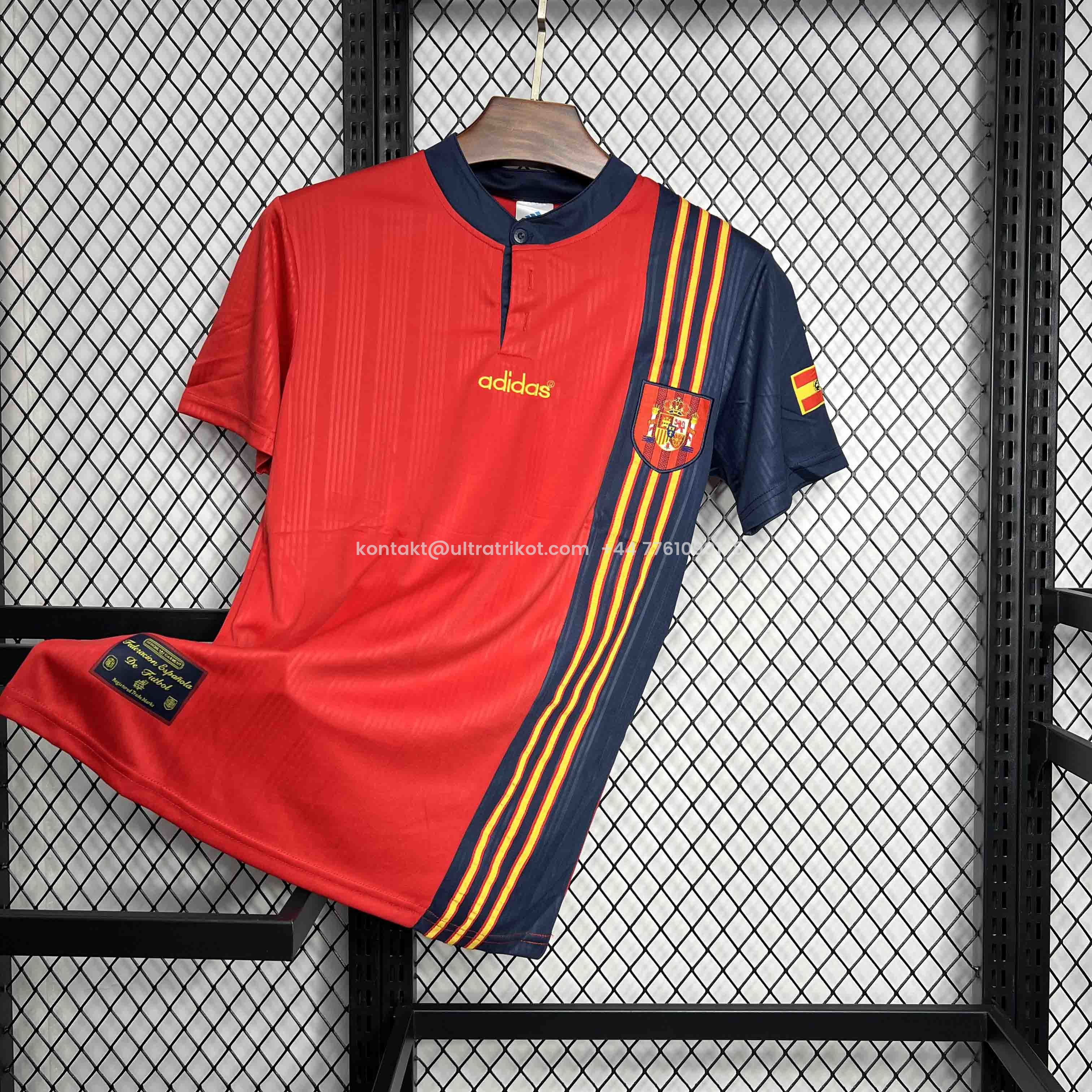 UltraTrikot-Retro Spain 1996 Home Jersey